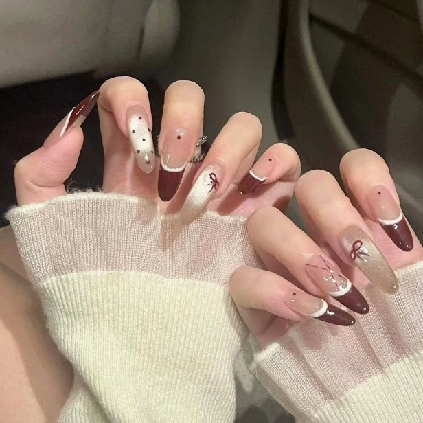 Elegant Long-Lasting Nail Art Extensions Stornfield