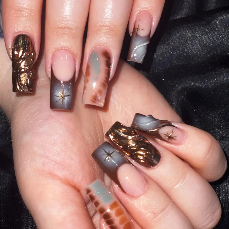 Elegant Iridescent Nail Art Design Stornfield