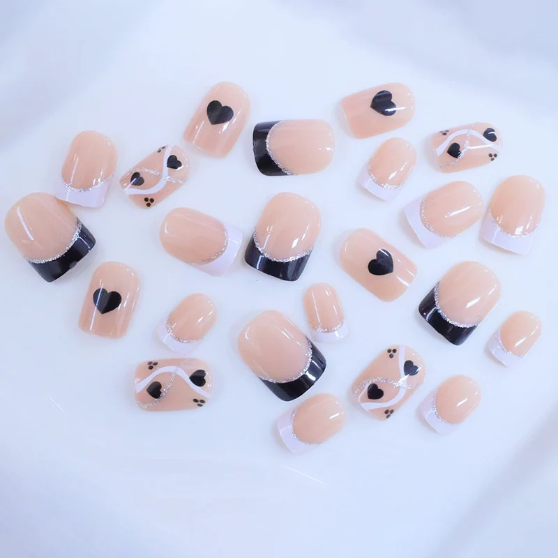 Elegant Heart-Design Press-On Nail Set Stornfield