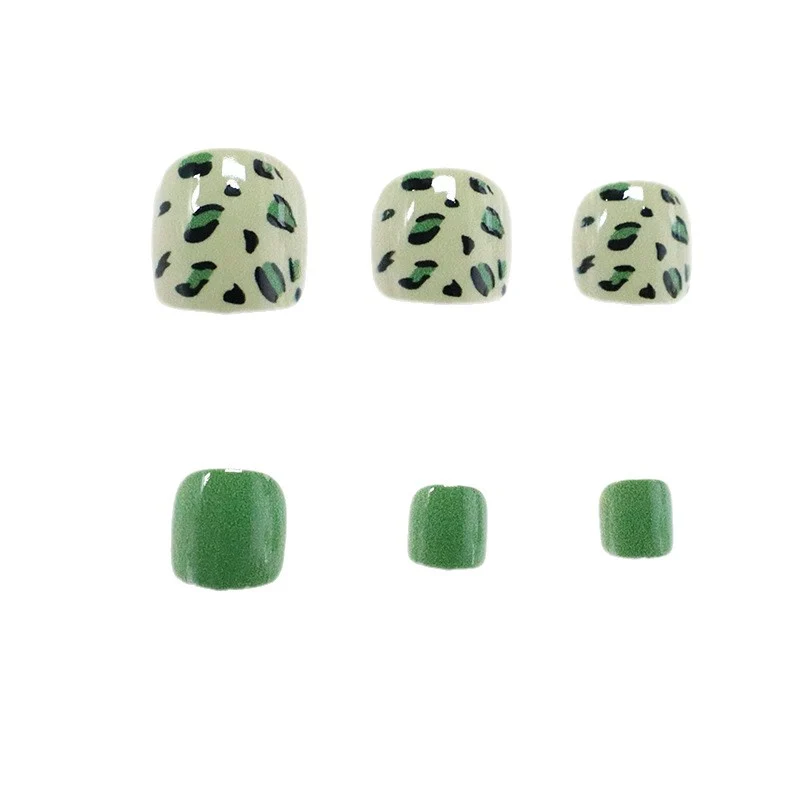 Creative Animal Print Nail Art Stornfield