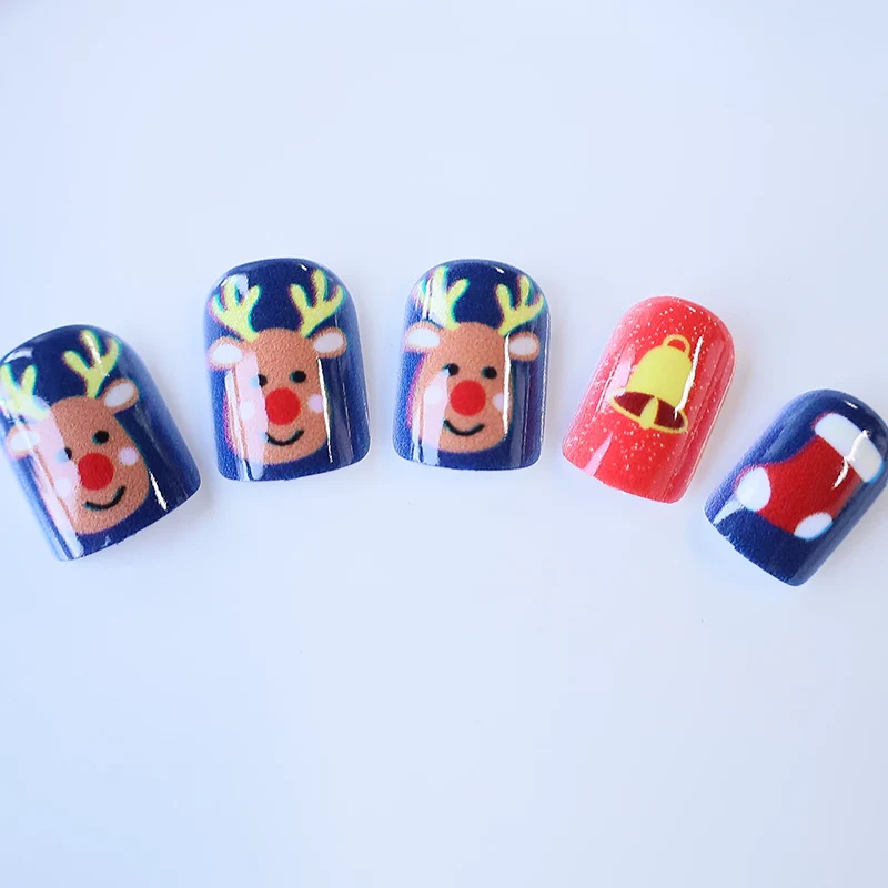 Christmas-Themed Nail Art Set Stornfield