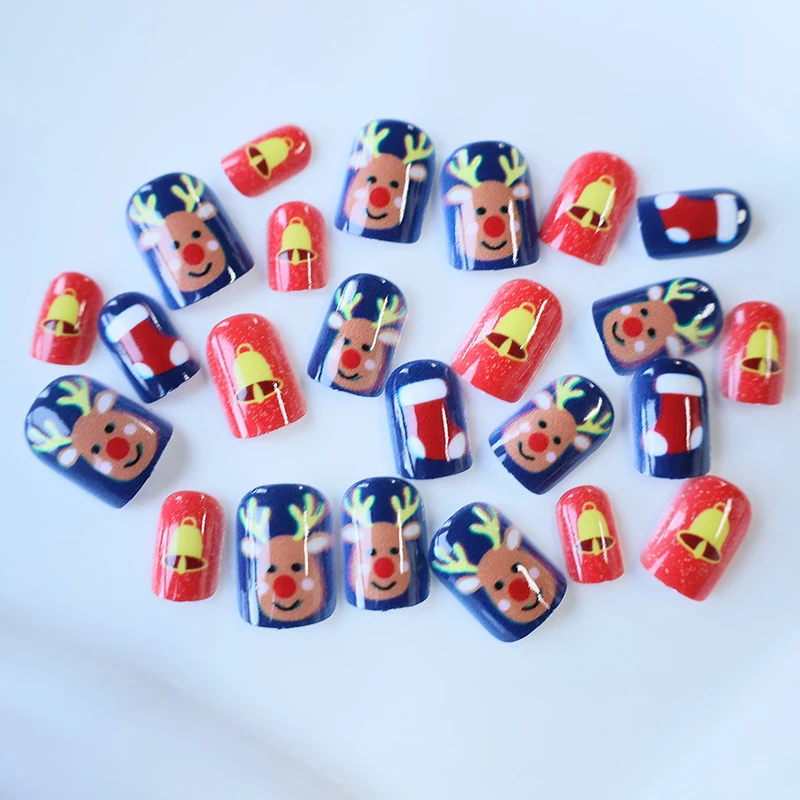 Christmas-Themed Nail Art Set Stornfield