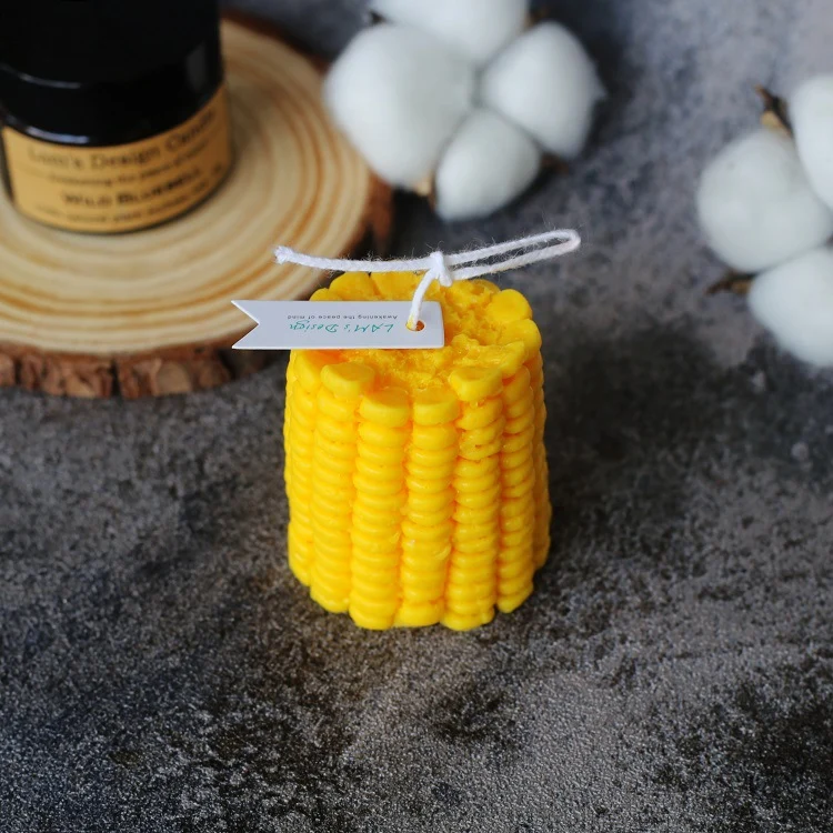 Novelty Corn-On-The-Cob Hand-Poured Soy Wax Decorative Candle with Cotton Wick