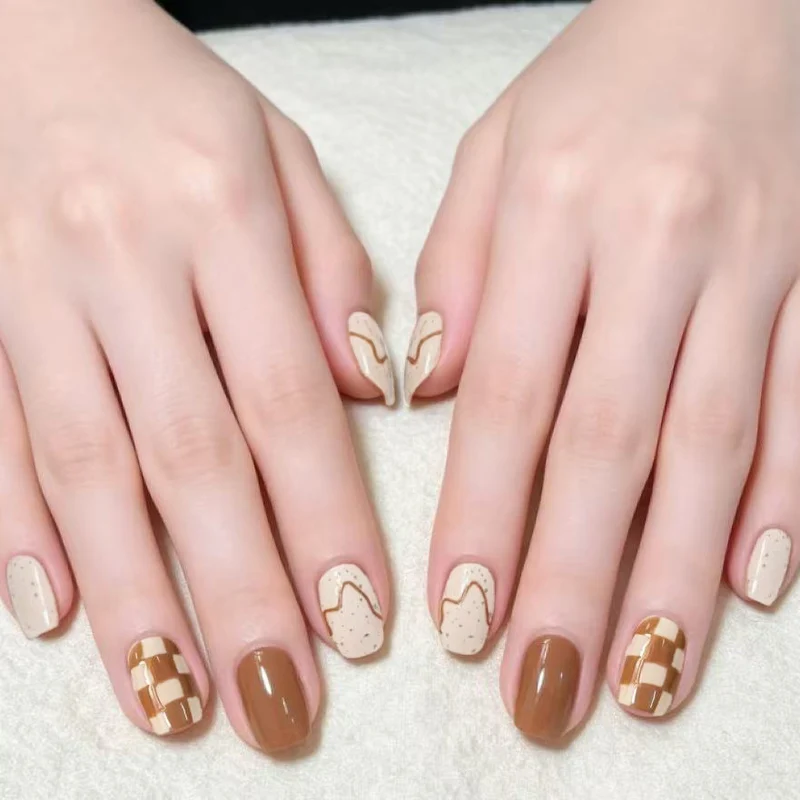 Chic Artistic Nail Design Stornfield