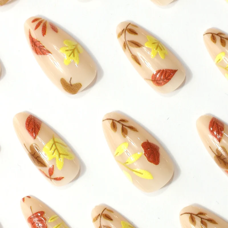 Autumn-Themed Decorative Press-On Nail Enhancements Stornfield
