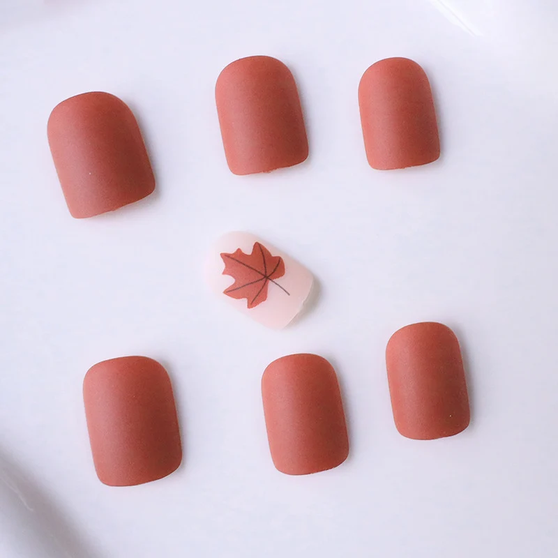 Autumn Leaf Pattern Nail Art Stornfield