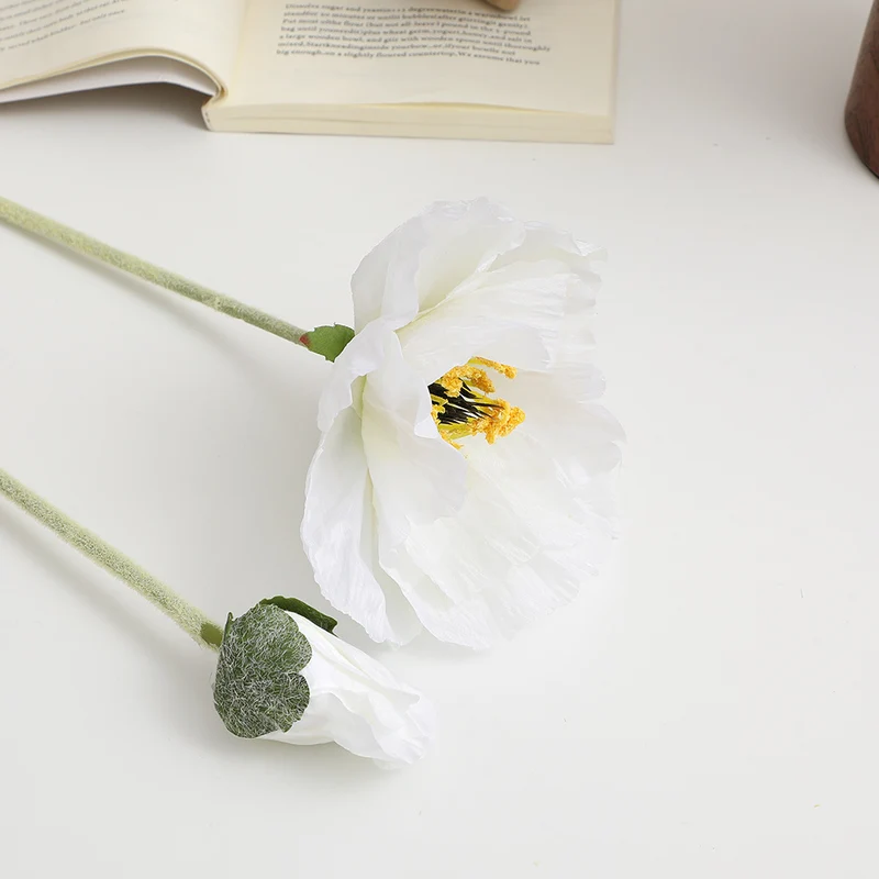 Realistic artistic poppy flower