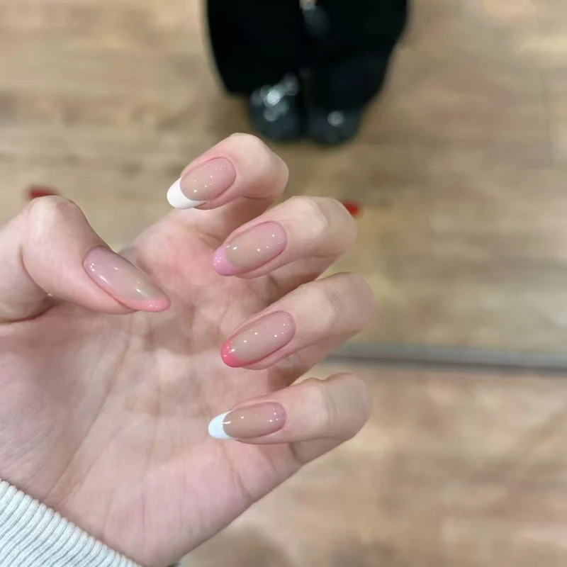 Elegant Ombre French Tip Nail Extensions Stornfield