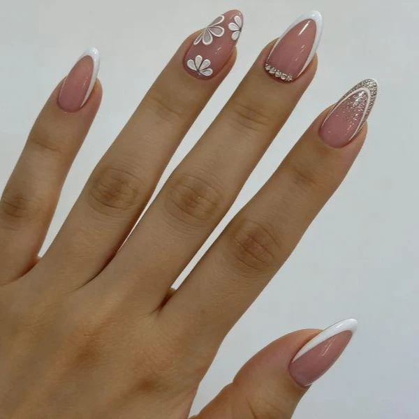 Elegant Floral Nail Art Set Stornfield 1789915538