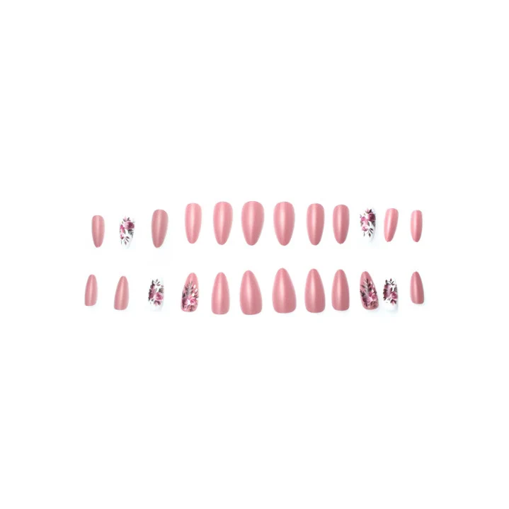 Elegant Floral Nail Art Design Stornfield