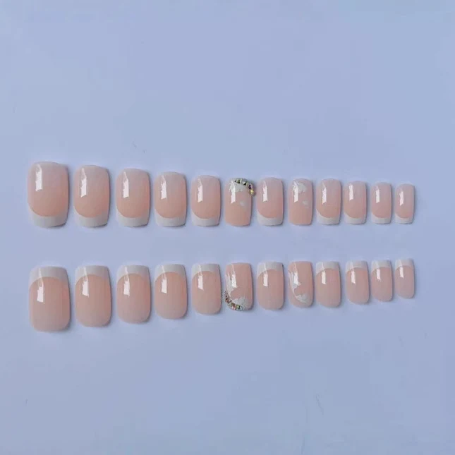 Exquisite Floral Nail Art Stornfield