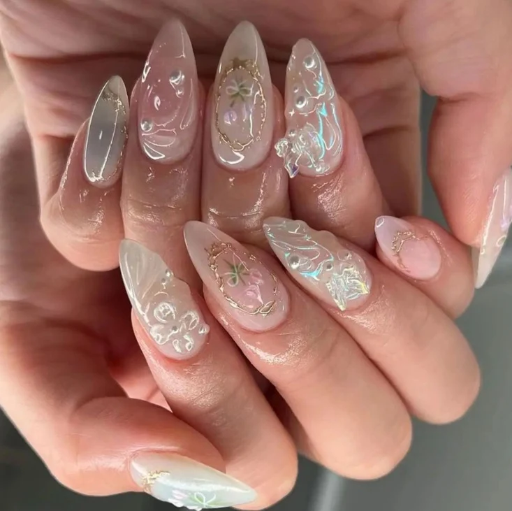 Elegant Floral Bow Nail Art Stornfield