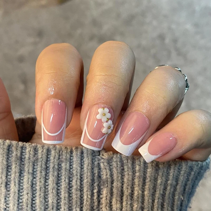 Decorative Press-On Nail Design Stornfield