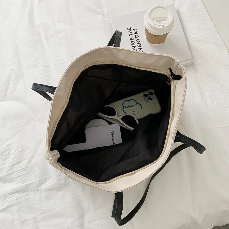 Versatile Everyday Tote Bag