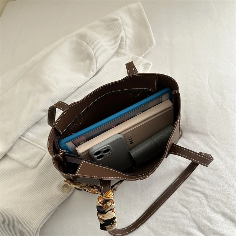 Elegant Structured Tote Bag with Decorative Scarf