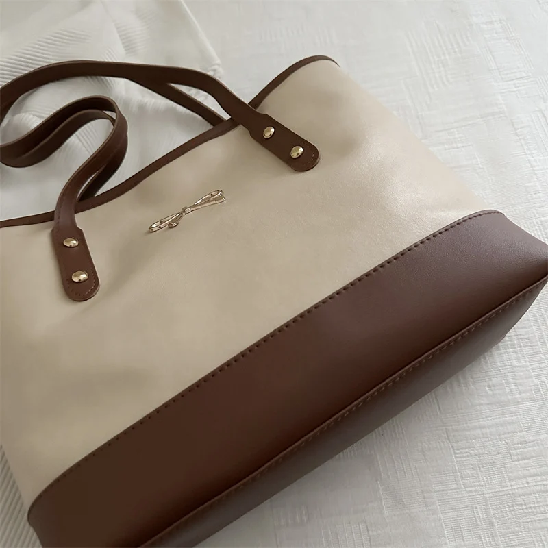 Elegant Faux Leather Tote Bag with Accent Bow