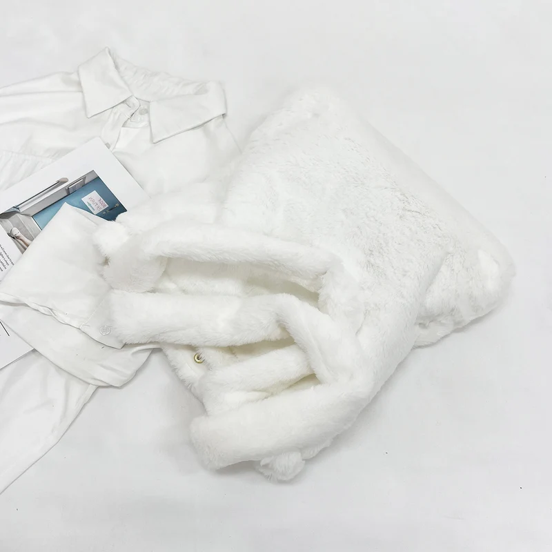 Cozy Fur Tote
