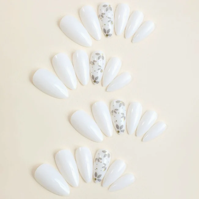 Elegant Almond Shaped Nail Art Stornfield