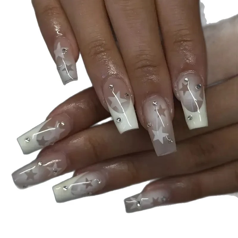 Decorative Floral Press-On Nail Set Stornfield