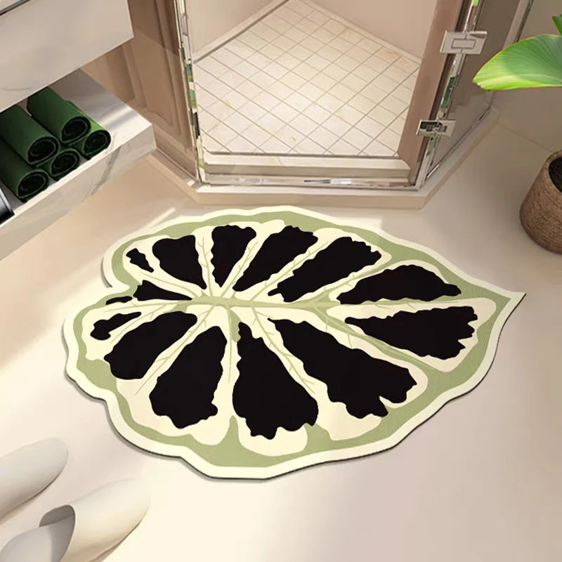 Leaf-Shaped Decorative Bath Mat