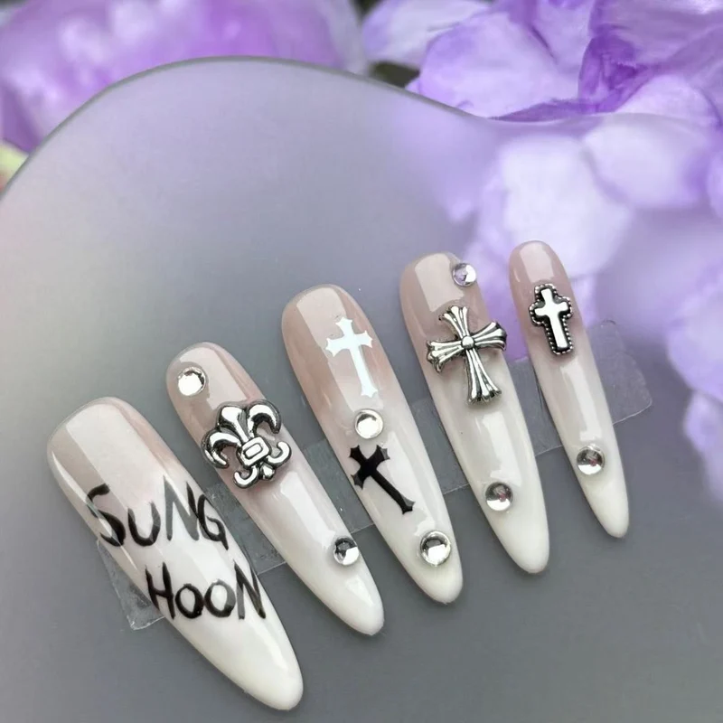 Decorative 3D Nail Art Kit Stornfield