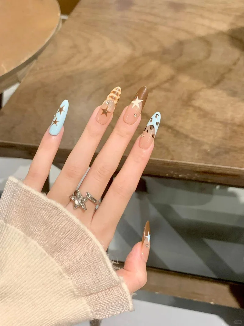 Decorative 3D Nail Art Kit Stornfield