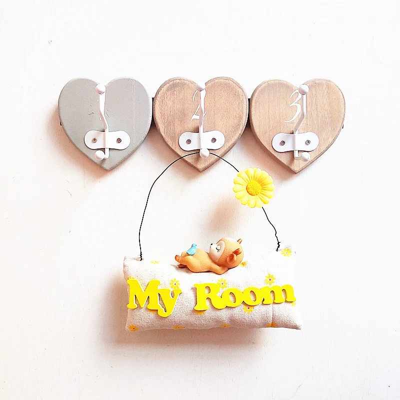 Heart-shaped Decorative Wall Hook Set