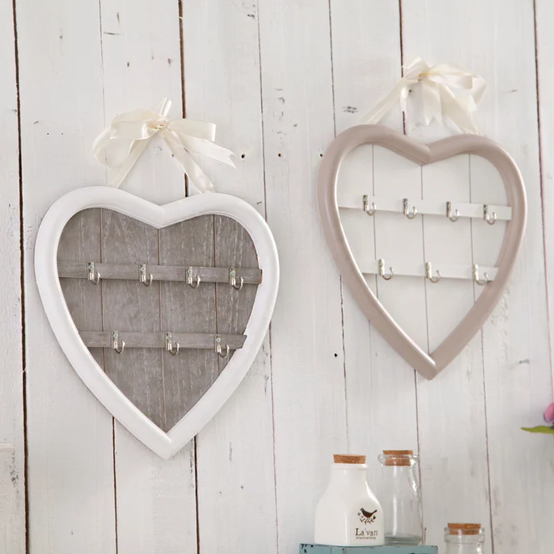 Heart-shaped Decorative Keychain Rack