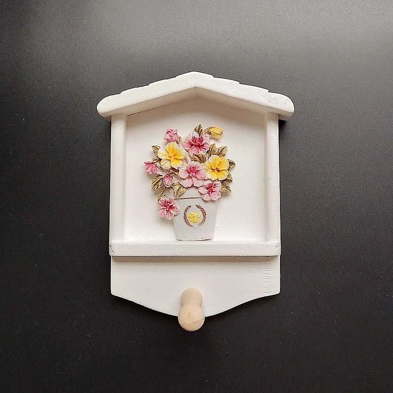 Decorative Keychain Wall Mount with Sunflower Design