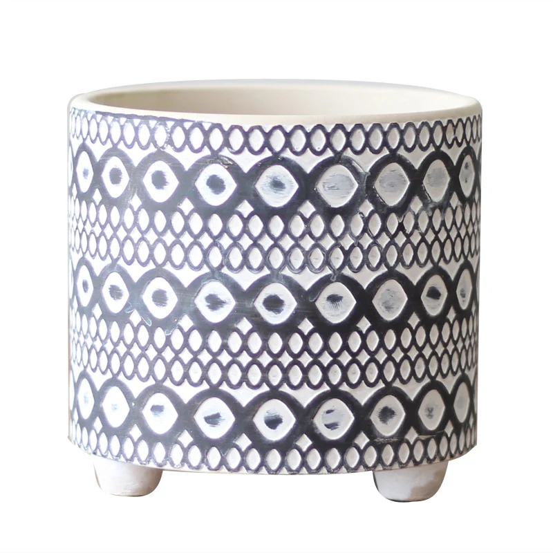 Dekorativer Blumentopf mit elegantem Muster Karnz