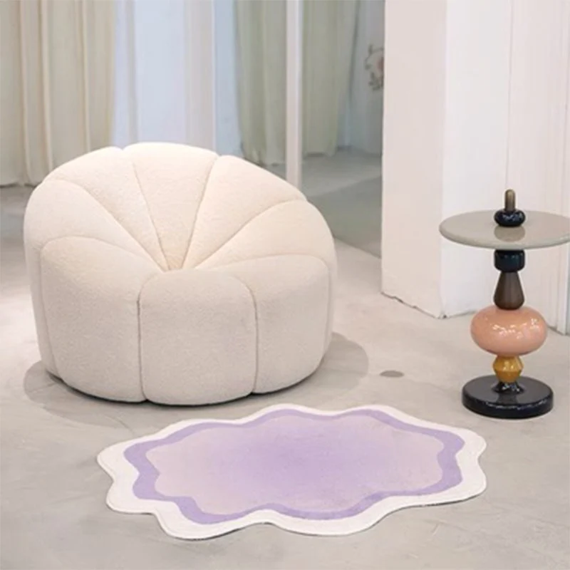 Soft Minimalist Flower Carpet