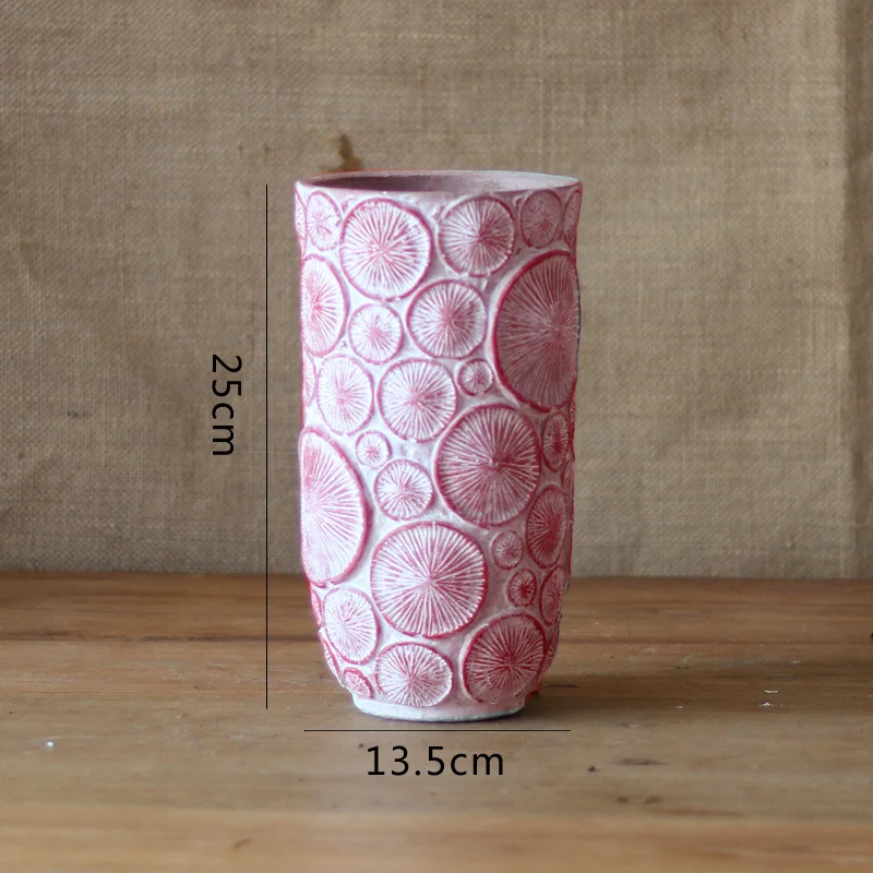 Dekorative Blumenvase aus keramik mit Reliefstruktur Karnz