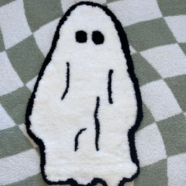 Ghost-Shaped Plush Bath Mat