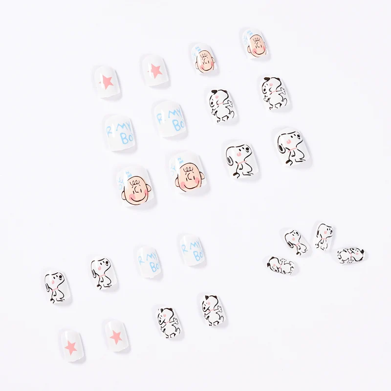 Playful nail art with animal motifs Stornfield