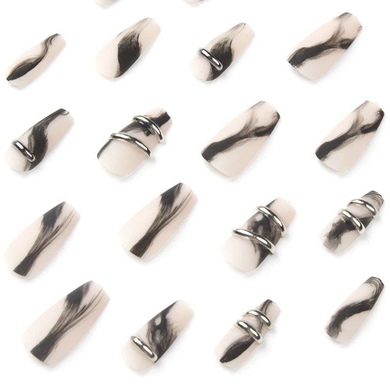Trendy and creative artificial nails Stornfield