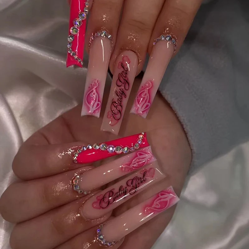 Trendy Artificial Nails Stornfield
