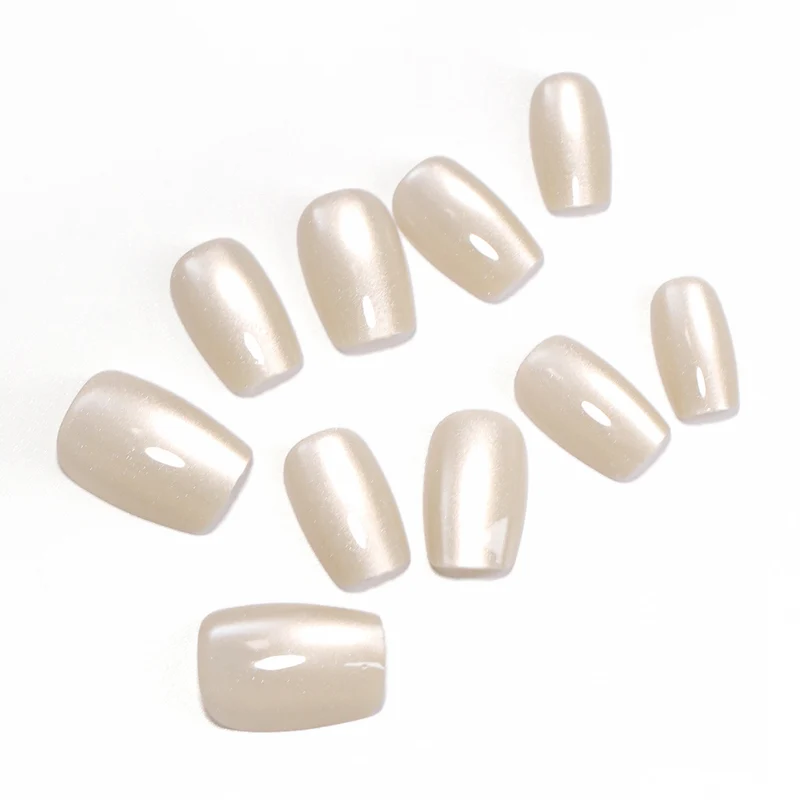 Nail extensions in an elegant look Stornfield
