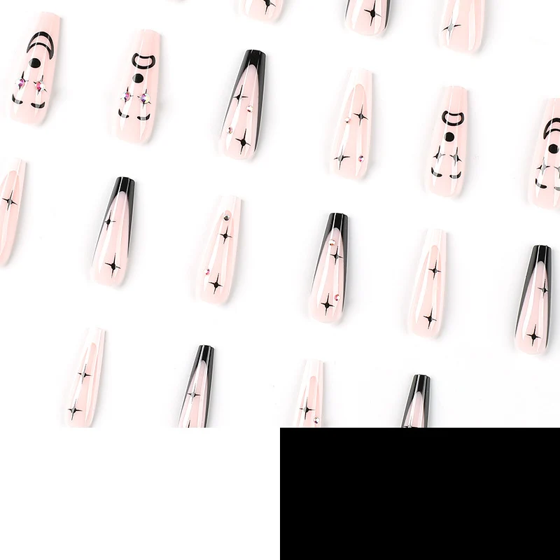 Nail art with heart and lip designs Stornfield