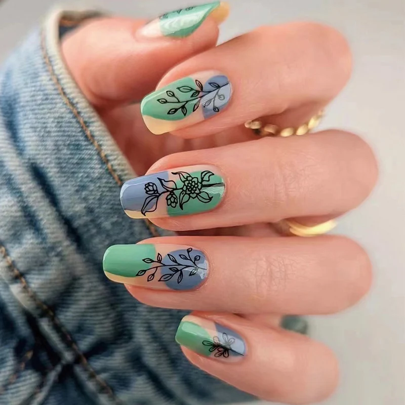 Nail art with heart and lip designs Stornfield