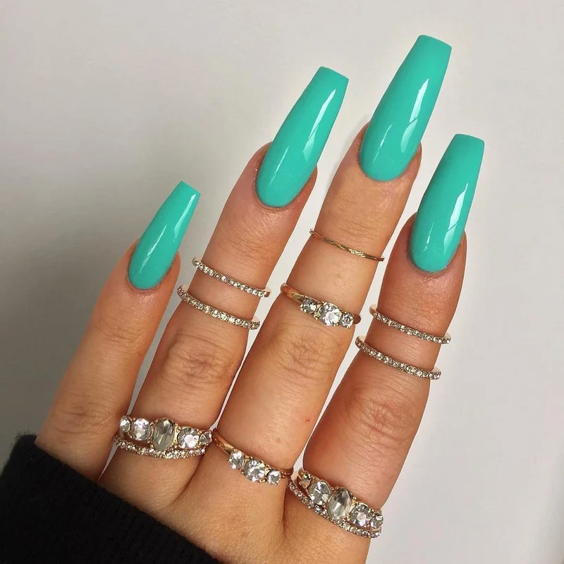 Nail art with heart and lip designs Stornfield