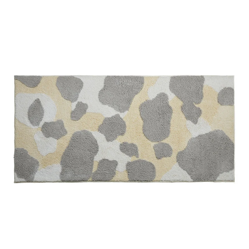 Abstract Mountain-shaped Rug