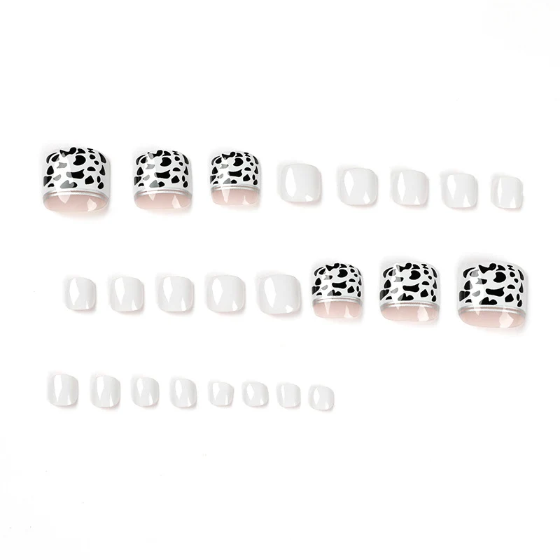 Luxury Toenail Art with Trendy Leopard Pattern Stornfield