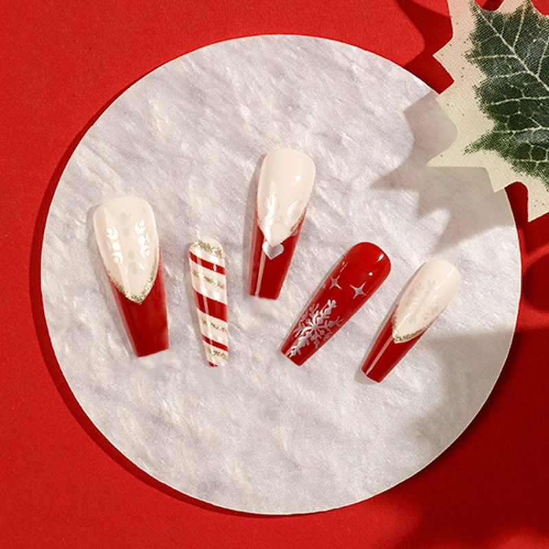 Artful Christmas nail art with festive patterns Stornfield