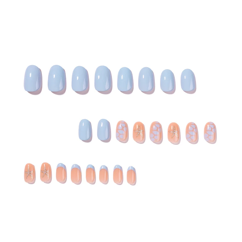 Artful and elegant nail art Stornfield