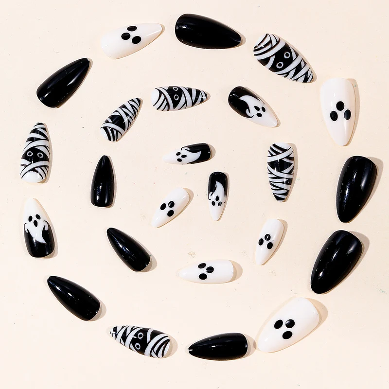 Halloween-Themen Gespenst und Mumie Nagelkunst Karnz