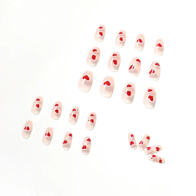 Artistic nail art with heart design Stornfield