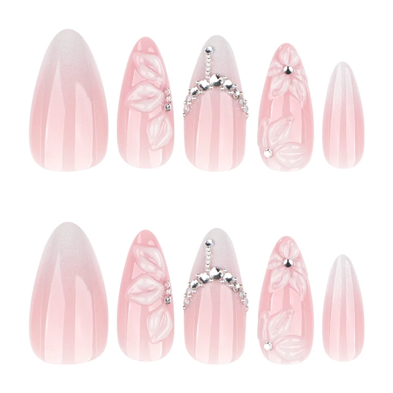 Artful nail art with floral accents Stornfield
