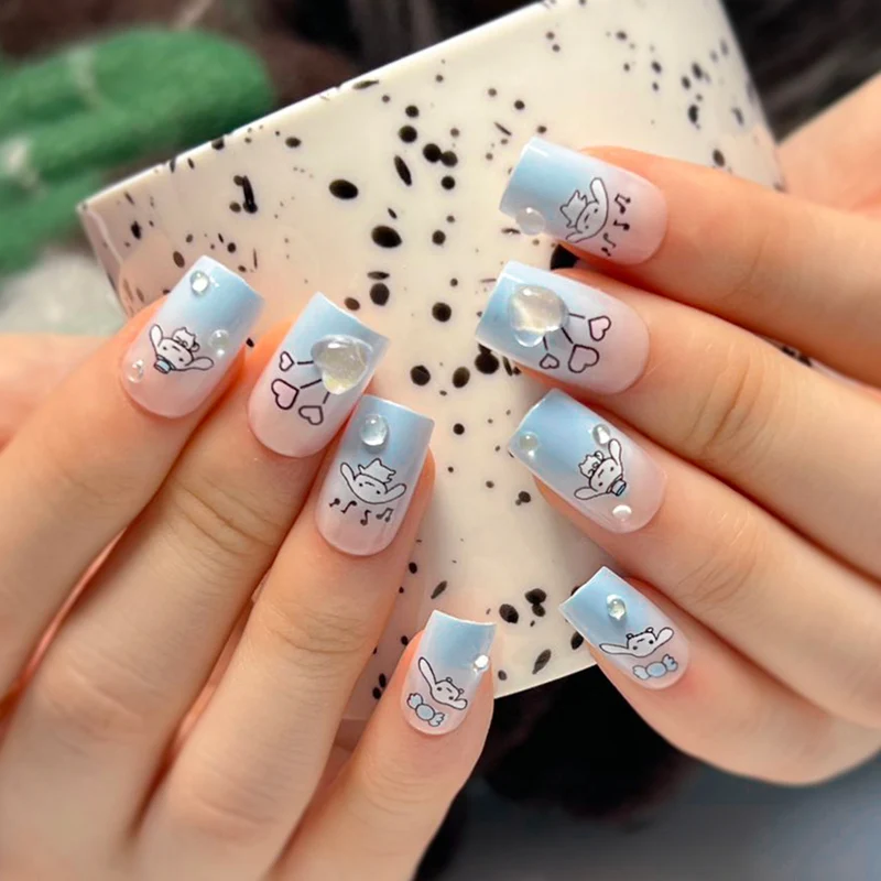 Artful Nail Extensions with Animal Motifs Stornfield