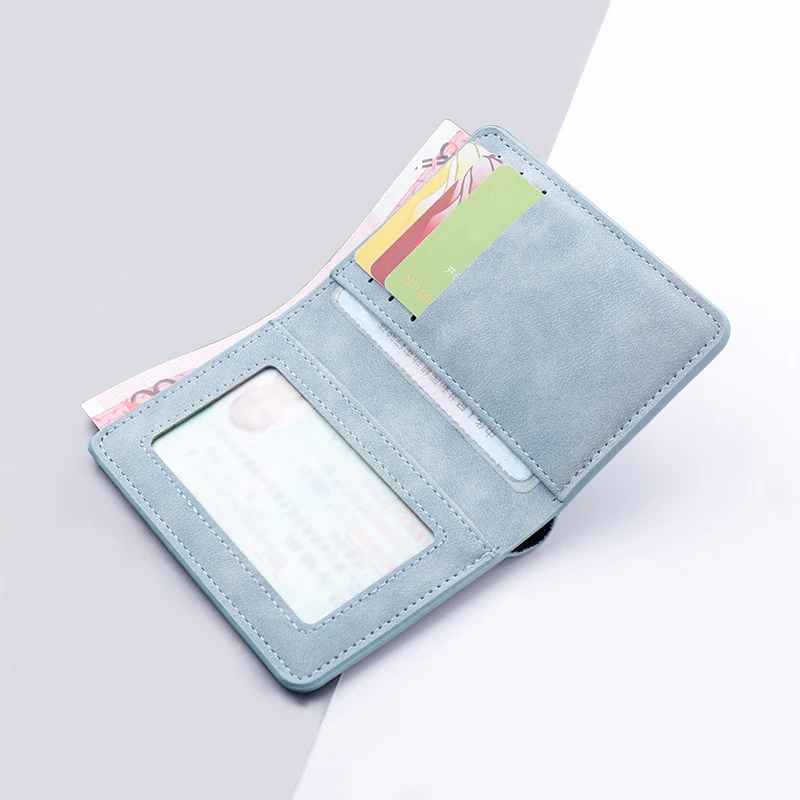 Schlanker minimalistischer Leder-Kartenhalter