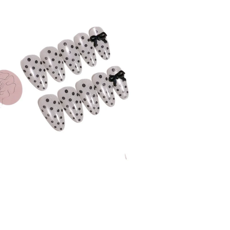Polka Dot Press-On Nail Art Stornfield